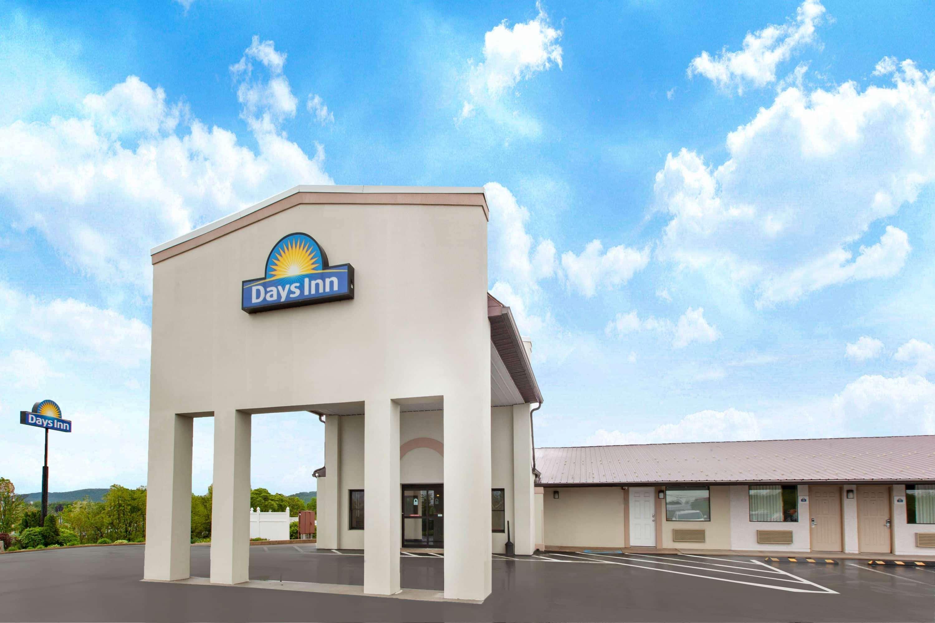 Days Inn By Wyndham Grantville Exteriér fotografie