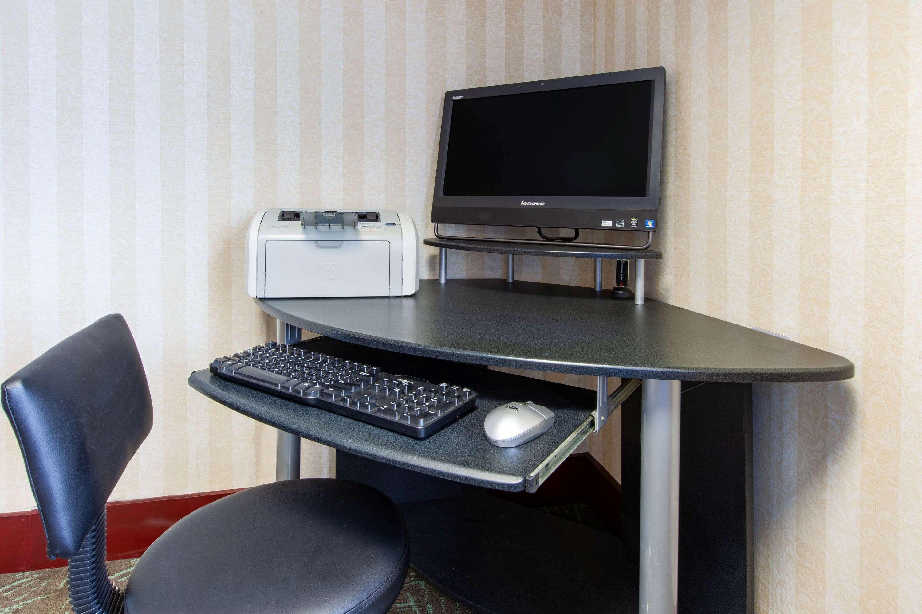 Days Inn By Wyndham Grantville Exteriér fotografie