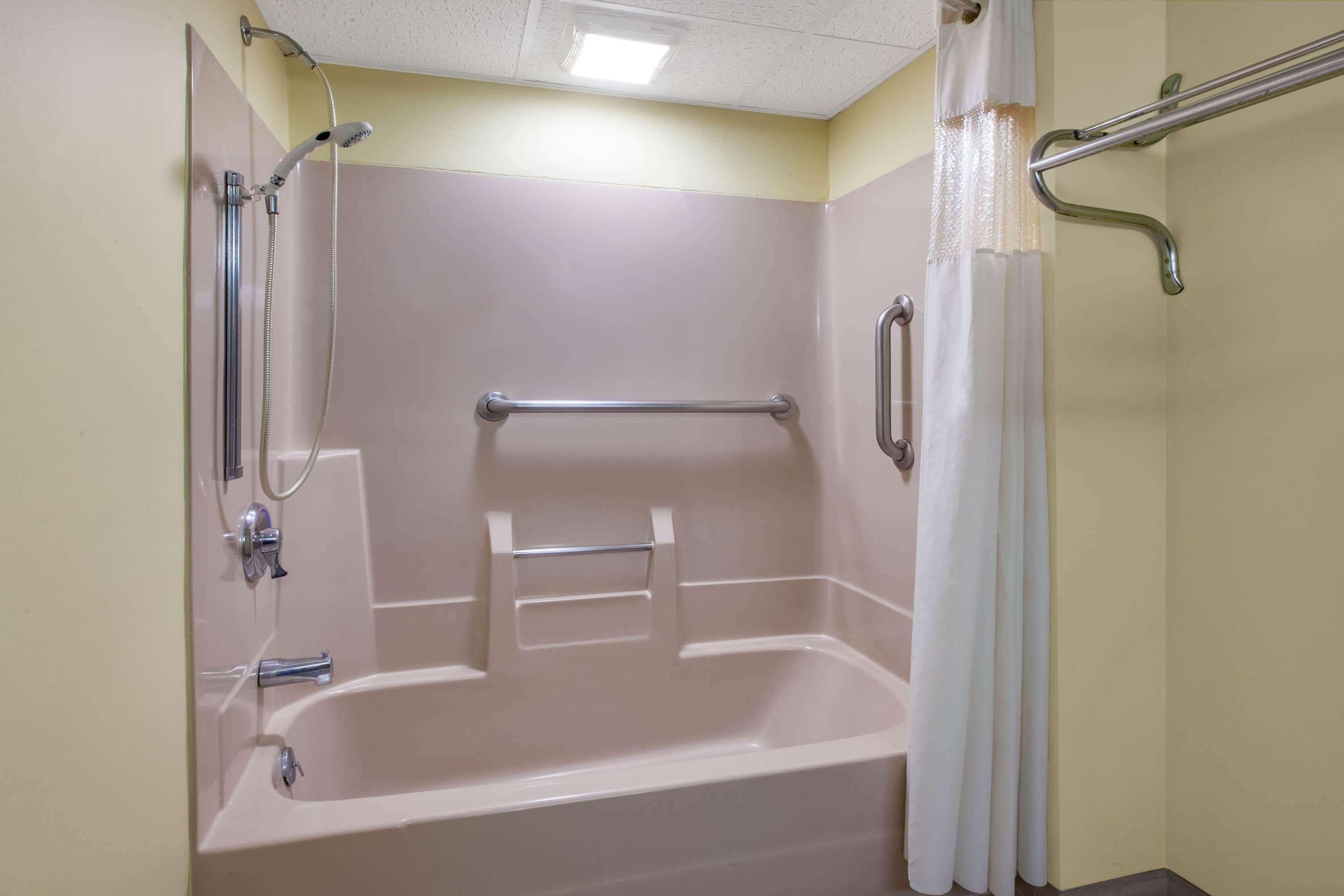 Days Inn By Wyndham Grantville Exteriér fotografie